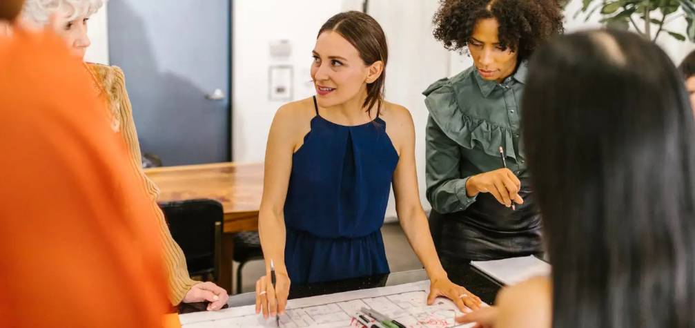Dressing for Success: Fashion Tips for the Workplace