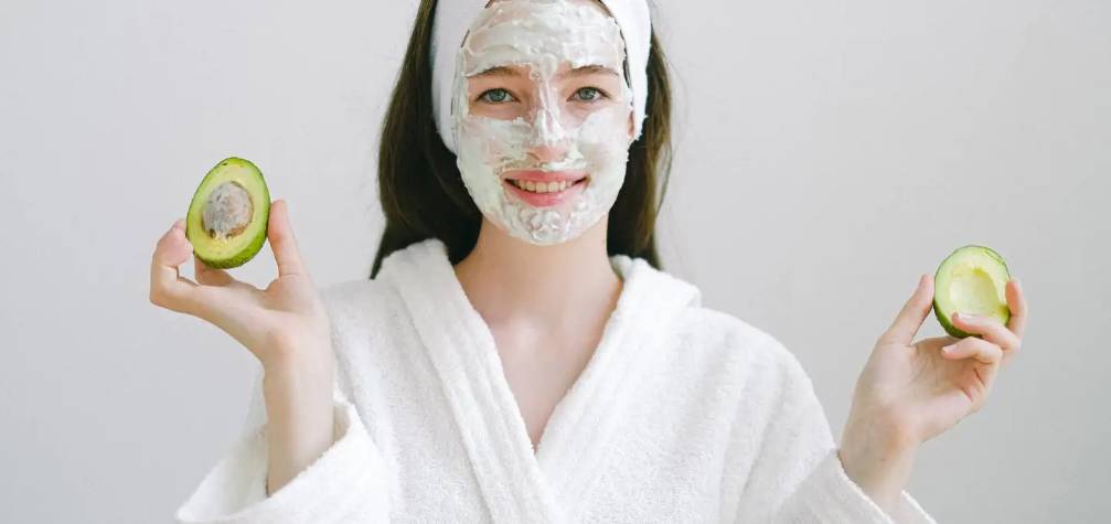 Discover the Best Skincare Makeup: Enhance Your Natural Beauty